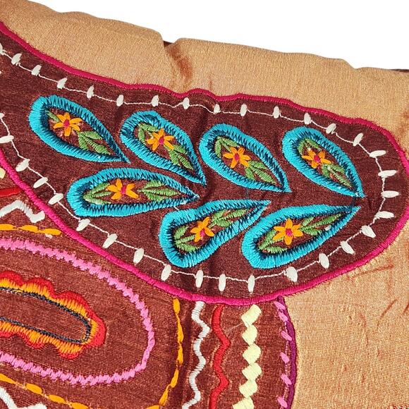 PIER 1 IMPORTS THROW PILLOW EMBROIDERED COLORFUL MOROCCAN BOHO HIPPIE INDIAN 15" - Picture 8 of 10
